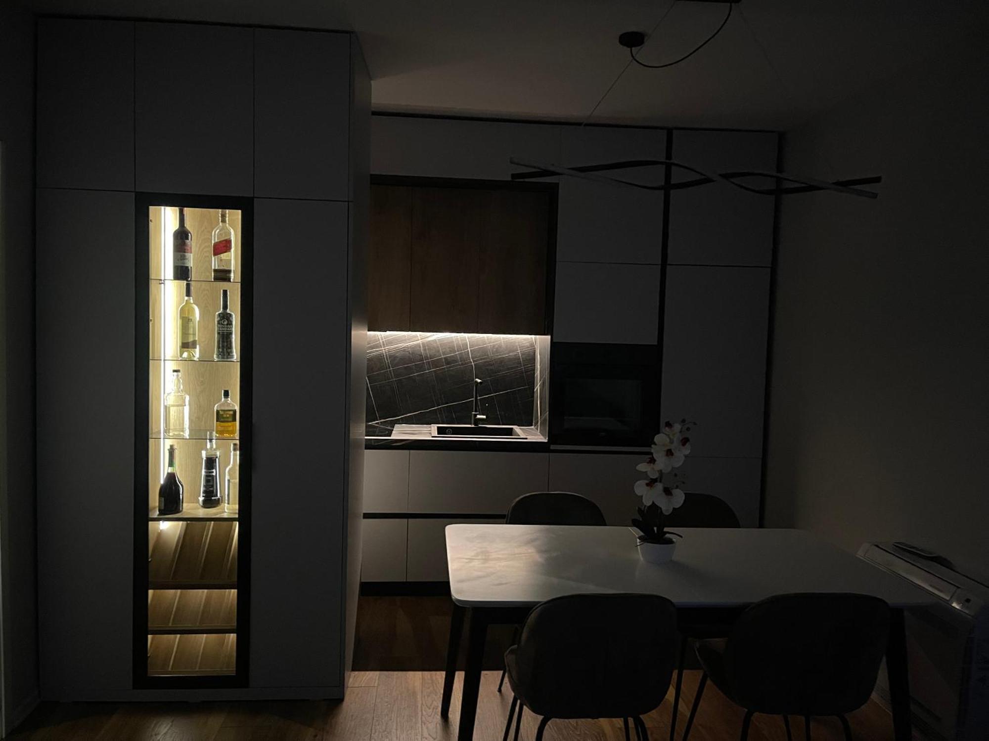 New Bazaar, Grand Apartment Tirana Kültér fotó