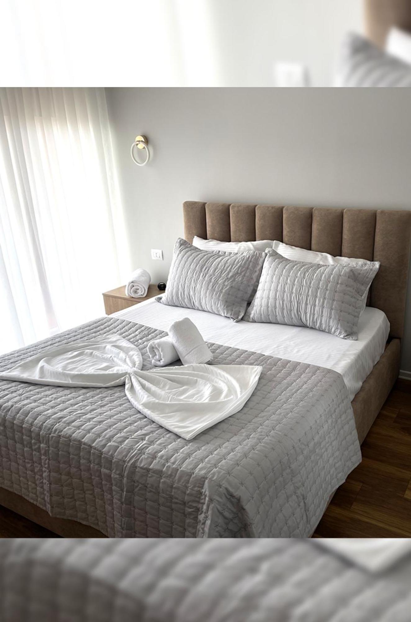 New Bazaar, Grand Apartment Tirana Kültér fotó